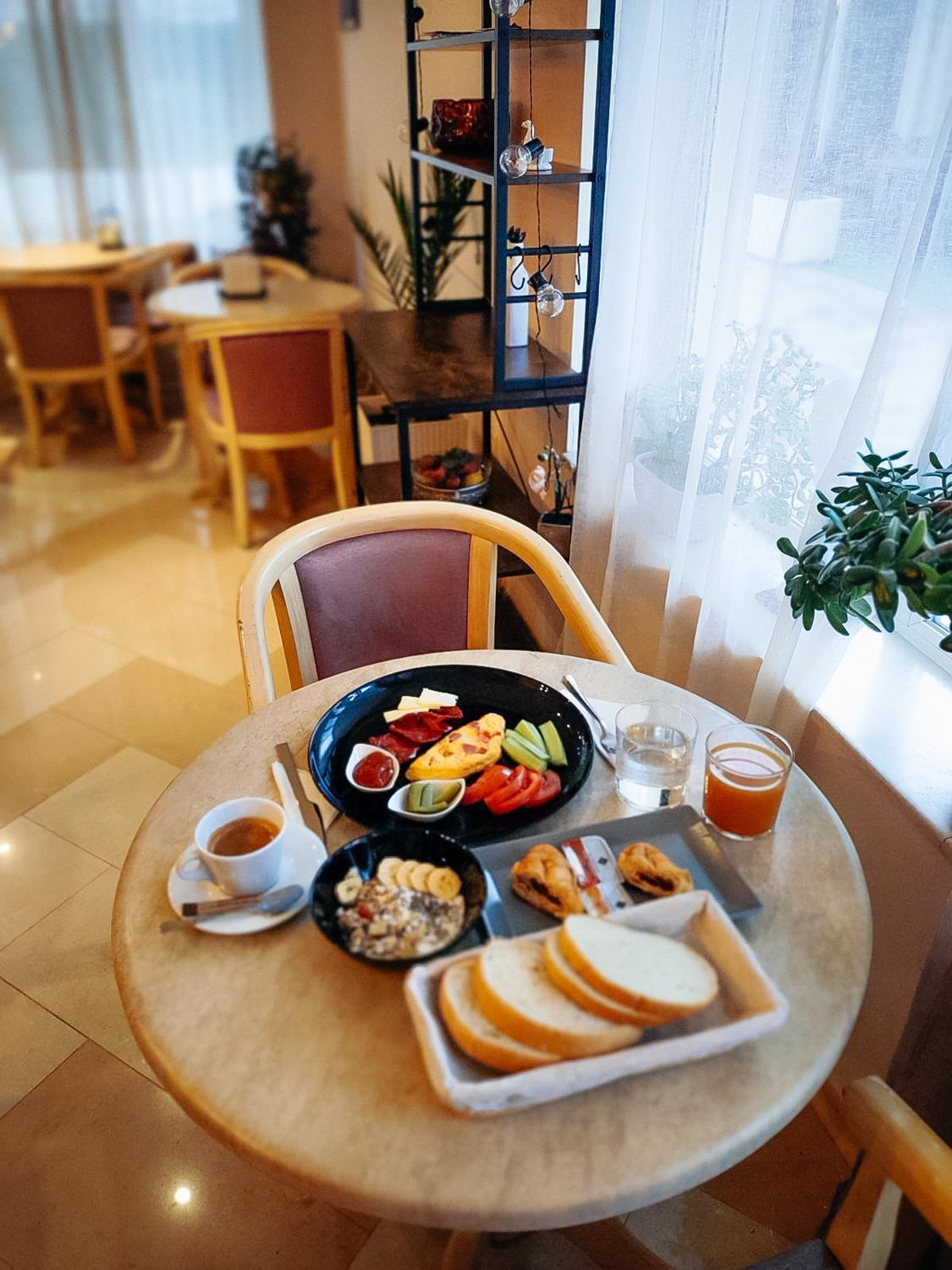 Hotel Acropolis Varna ภายนอก รูปภาพ