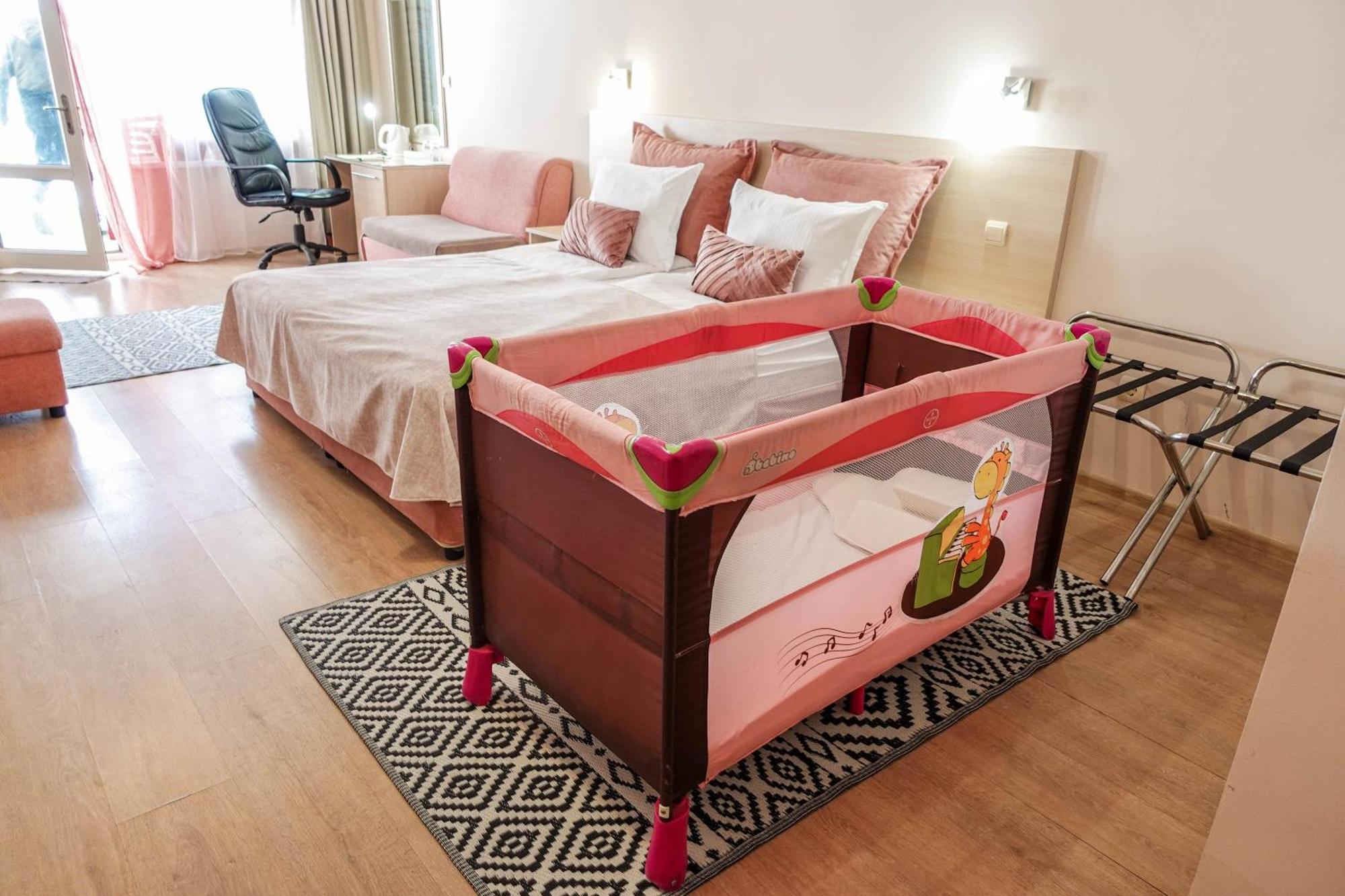 Hotel Acropolis Varna ภายนอก รูปภาพ