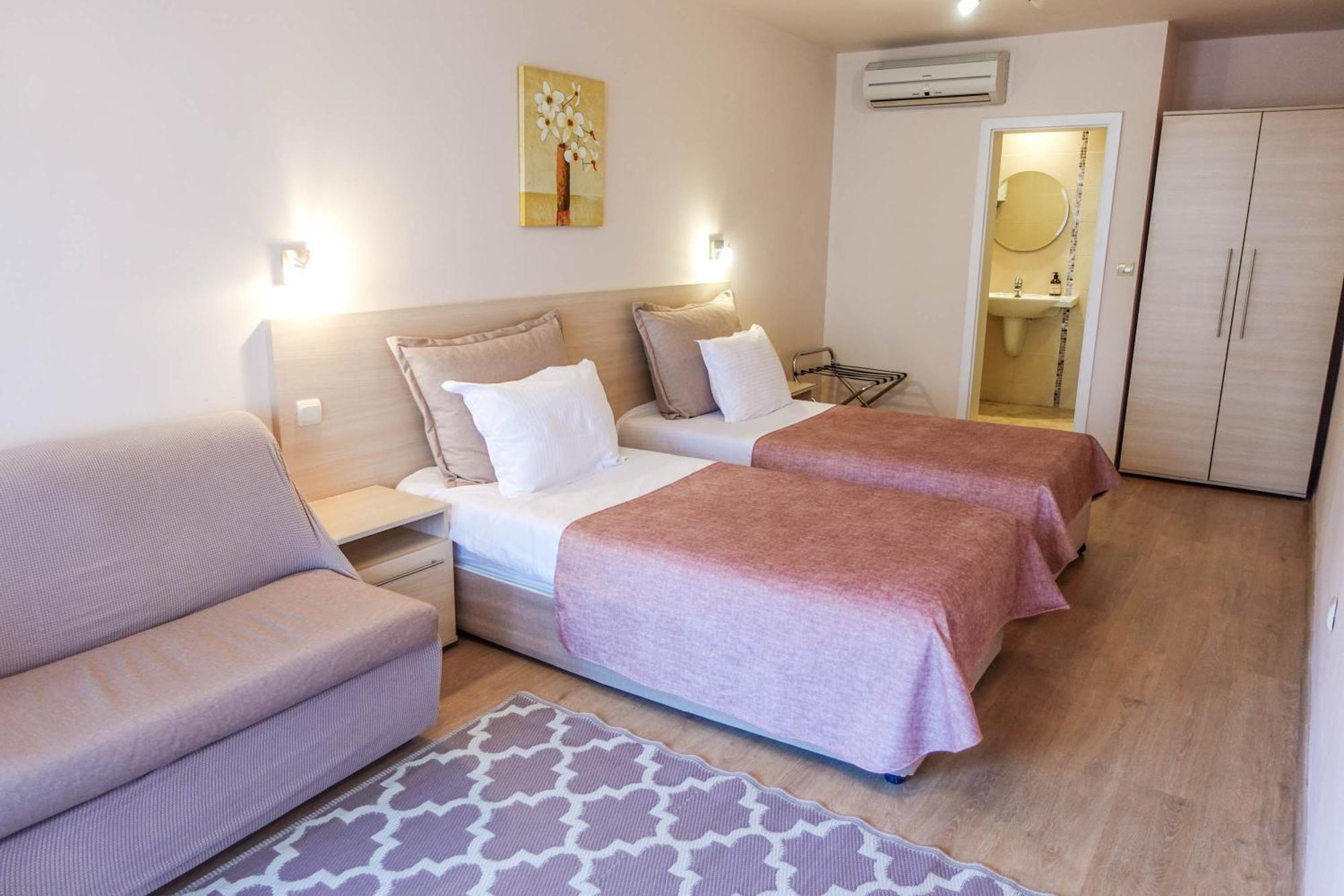 Hotel Acropolis Varna ภายนอก รูปภาพ
