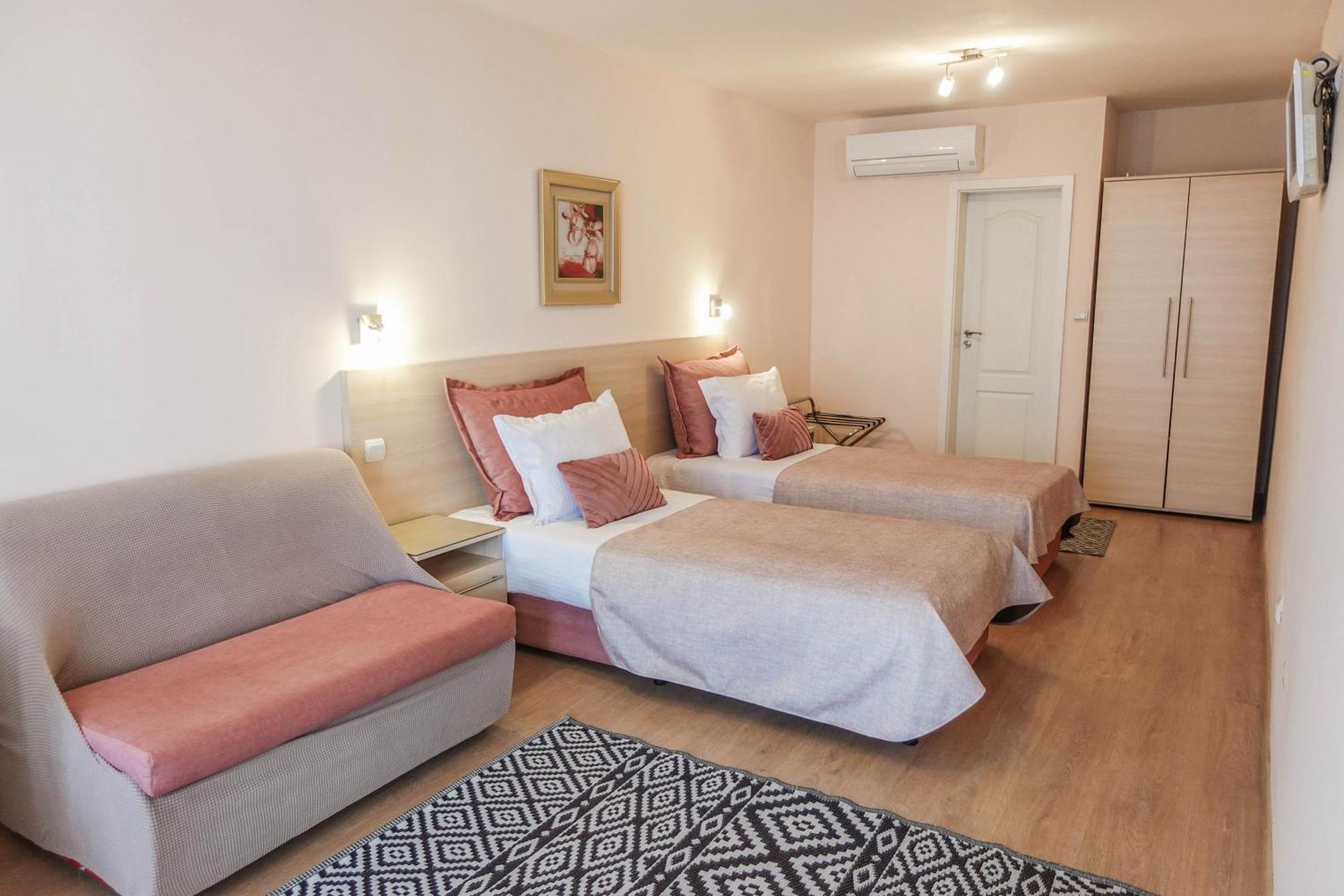 Hotel Acropolis Varna ภายนอก รูปภาพ