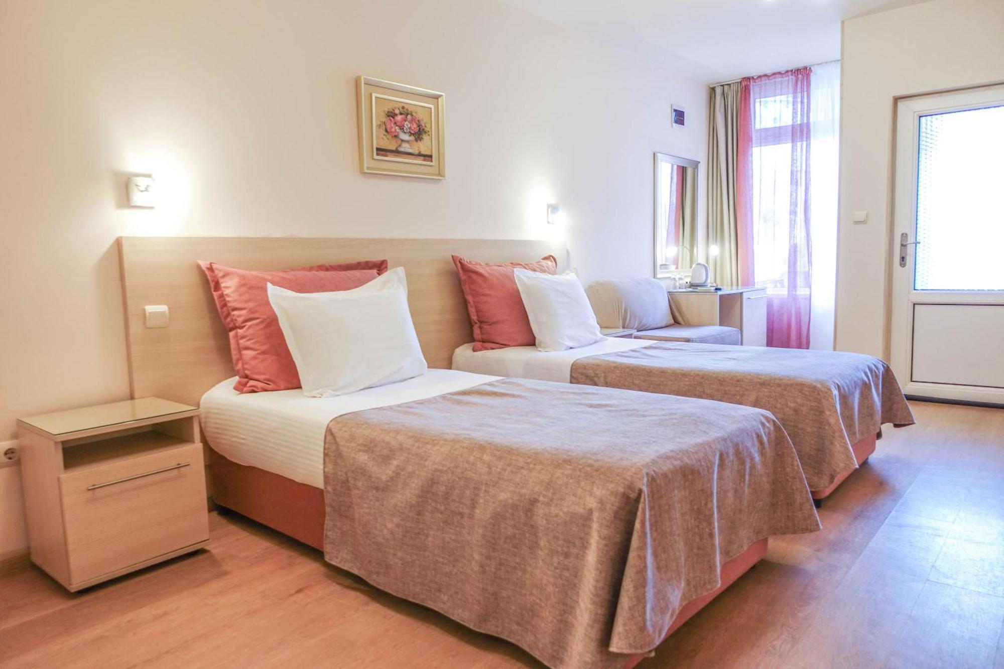 Hotel Acropolis Varna ภายนอก รูปภาพ