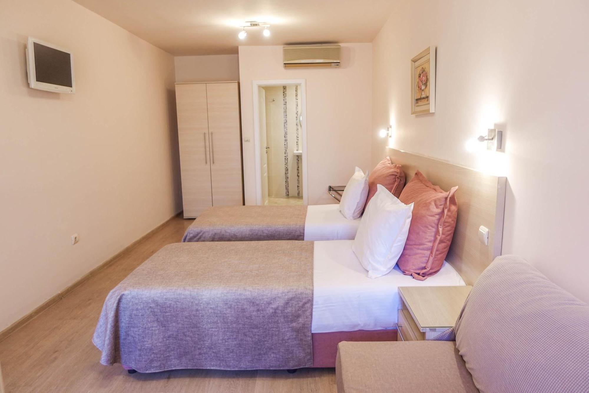 Hotel Acropolis Varna ภายนอก รูปภาพ